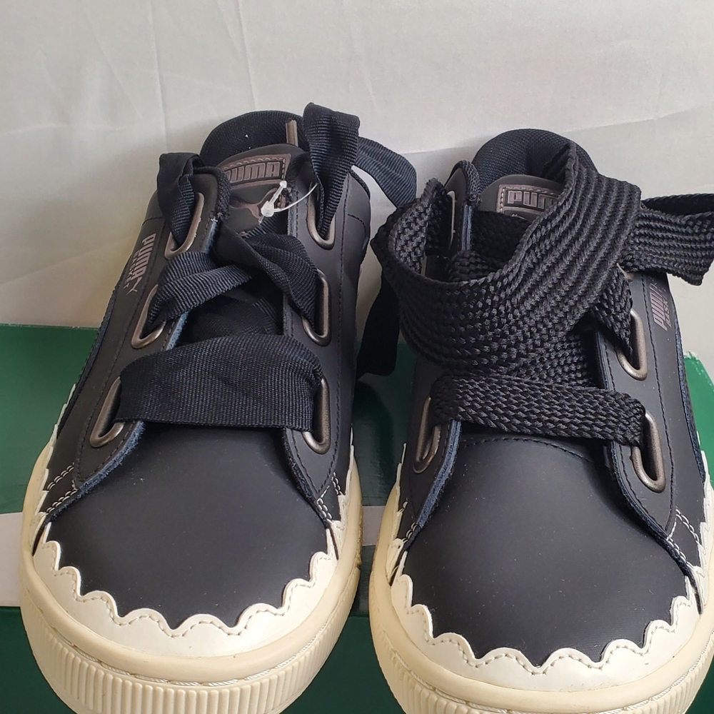 Puma woman sneakers